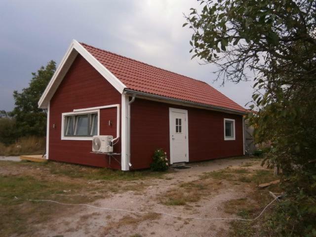 Stuga Pa Hassloe Bredavik  Esterno foto